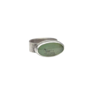 Soft green oval Chrysoprase & sterling silver ring