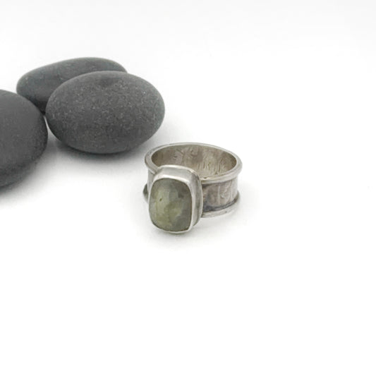 Arkadie Labradorite Ring Size 9