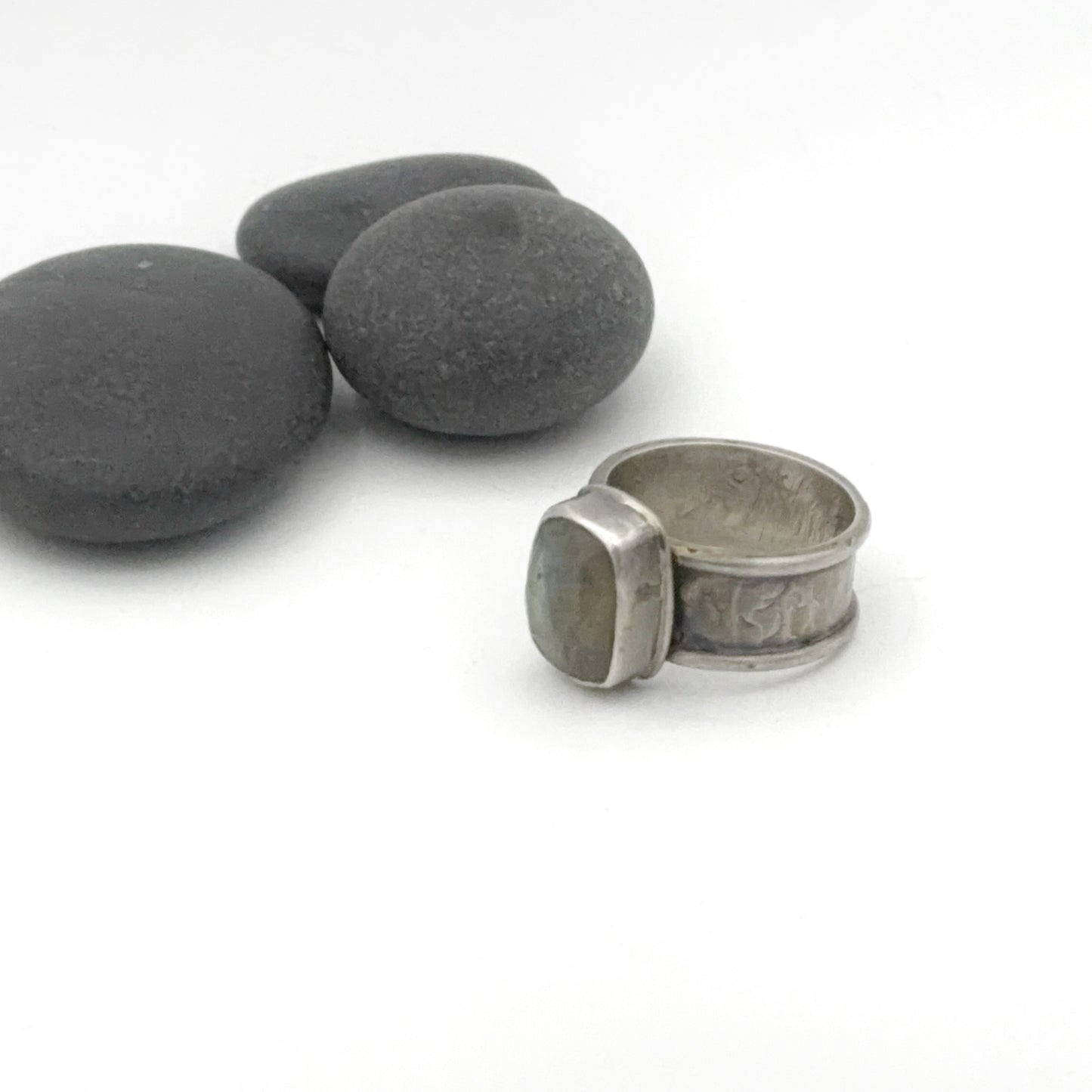 Arkadie Labradorite Ring Size 9