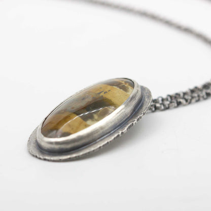 Winn Morrisonite Pendant Necklace